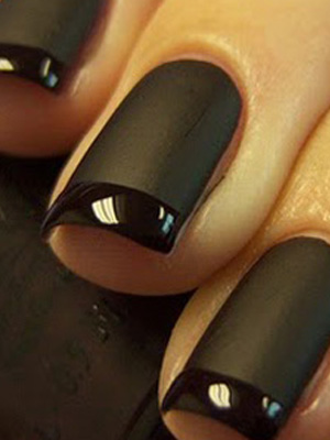 matte nails